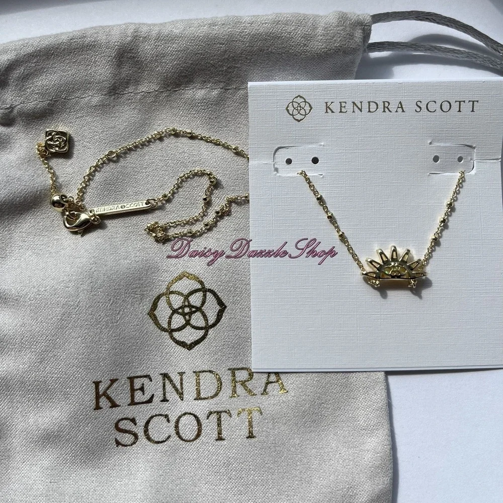 ☀️Kendra Scott Samantha Sun Gold plated Necklace Yellow Opalscent Resin☀️
